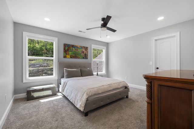 782 Saussy Pl, Nashville, TN 37205