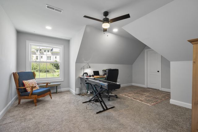 782 Saussy Pl, Nashville, TN 37205