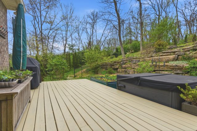 782 Saussy Pl, Nashville, TN 37205