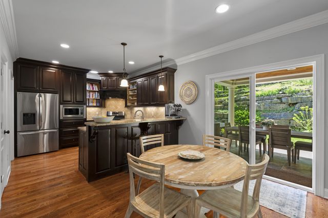 782 Saussy Pl, Nashville, TN 37205