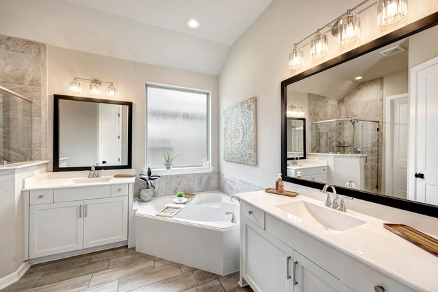 520 Maui Bend Drive, Katy, TX 77493