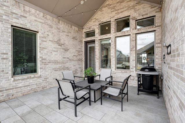 520 Maui Bend Drive, Katy, TX 77493