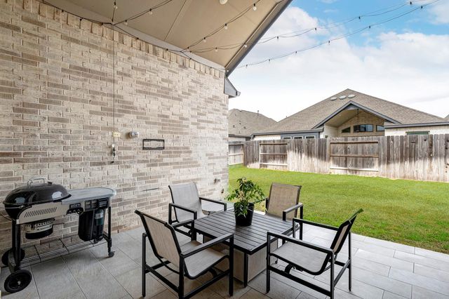 520 Maui Bend Drive, Katy, TX 77493