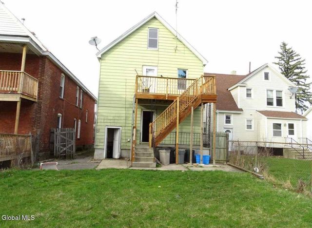 1060 Raymond Street, Schenectady, NY 12308