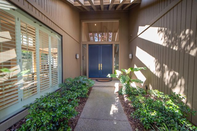 11457 Huntington Village Ln, Gold River, CA 95670