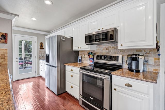 4912 Walnut Place Court, Granbury, TX 76049