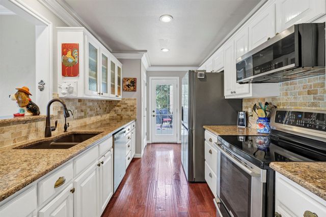 4912 Walnut Place Court, Granbury, TX 76049