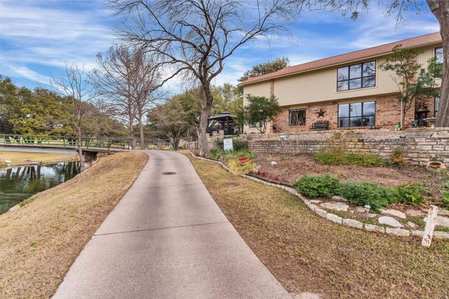 4912 Walnut Place Court, Granbury, TX 76049