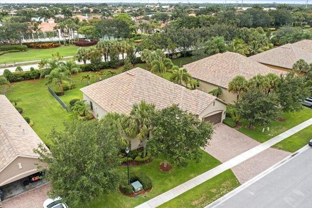 4615 Siena Circle, Wellington, FL 33414