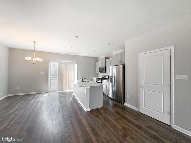 9623 FAGAN DR, Bowie, MD 20721