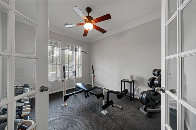 2910 Crescent Oaks Park Lane, Spring, TX 77386