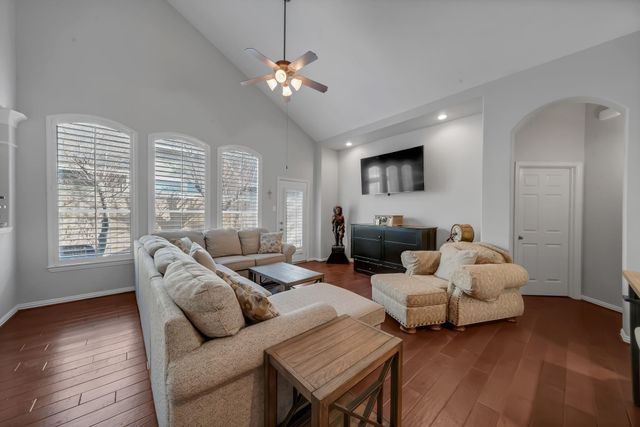 2910 Crescent Oaks Park Lane, Spring, TX 77386