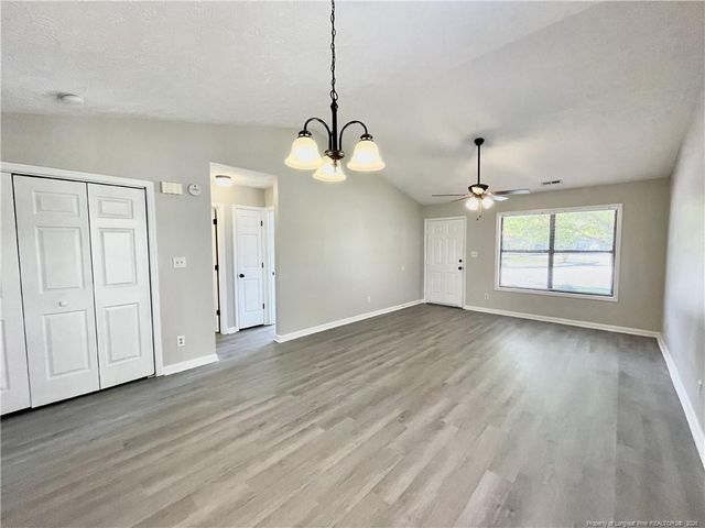 187 Aloha Drive, Fayetteville, NC 28311