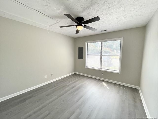 187 Aloha Drive, Fayetteville, NC 28311