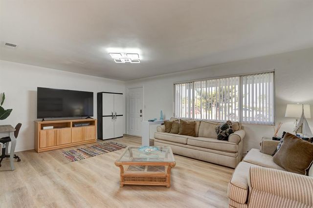 224 BOYLSTON AVENUE, Daytona Beach, FL 32118