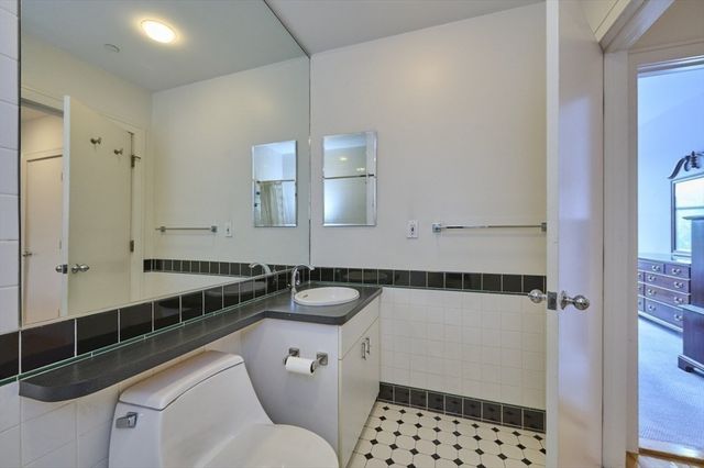 40 Isabella 2E, Boston, MA 02116