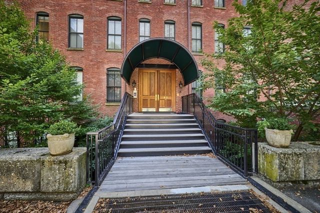 40 Isabella 2E, Boston, MA 02116