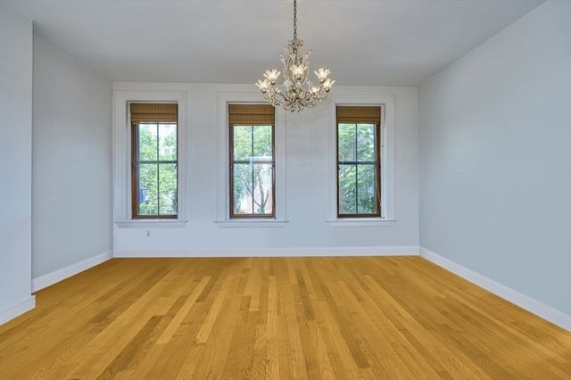 40 Isabella 2E, Boston, MA 02116