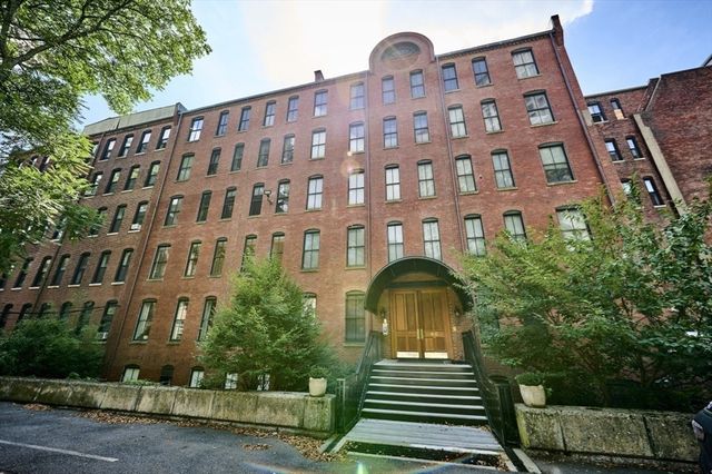 40 Isabella 2E, Boston, MA 02116