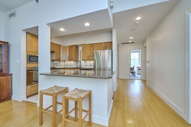 40 Isabella 2E, Boston, MA 02116