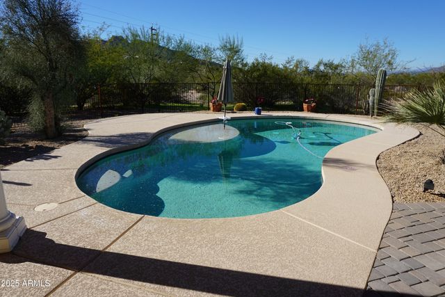 7917 E CAVE CREEK Road, Carefree, AZ 85377