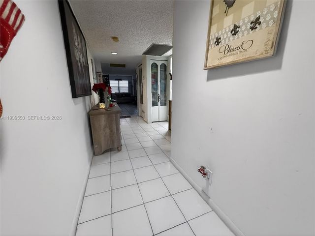 1000 SW 125th Ave 102N, Pembroke Pines, FL 33027