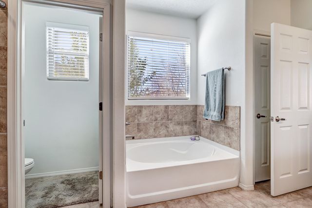 1743 Garden Way SW, Albuquerque, NM 87105