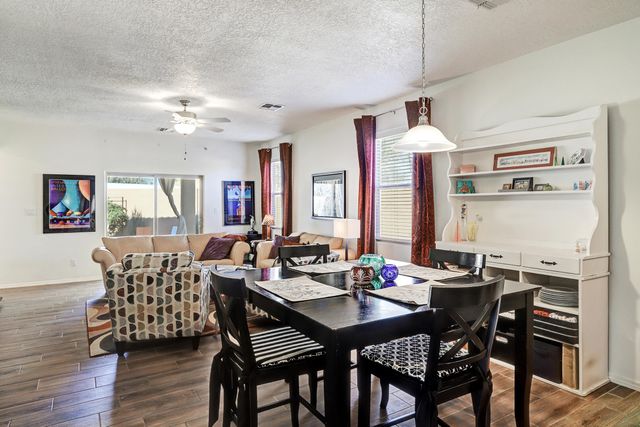 1743 Garden Way SW, Albuquerque, NM 87105