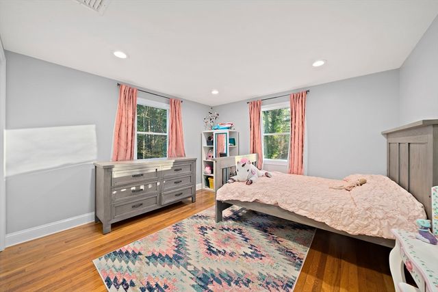 15 Cross Street, Plympton, MA 02367