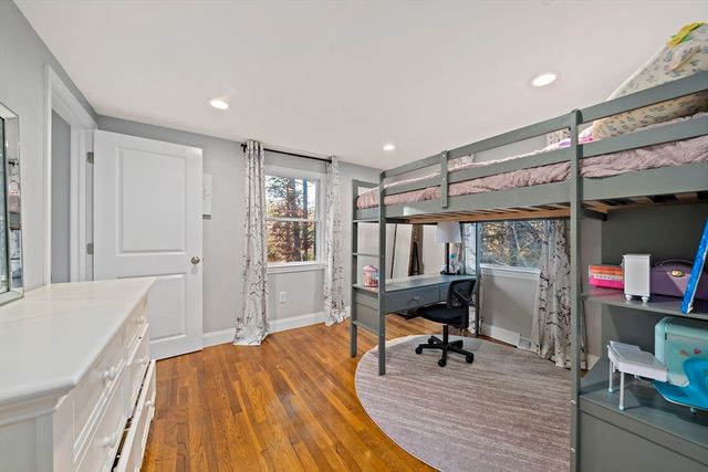 15 Cross Street, Plympton, MA 02367