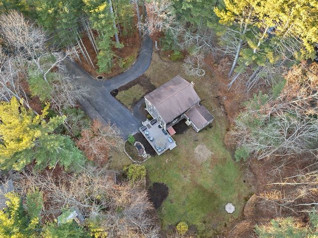 15 Cross Street, Plympton, MA 02367