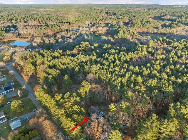 15 Cross Street, Plympton, MA 02367