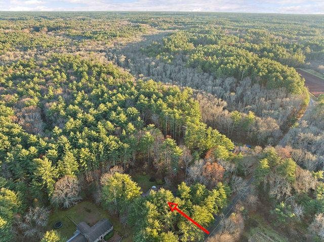 15 Cross Street, Plympton, MA 02367