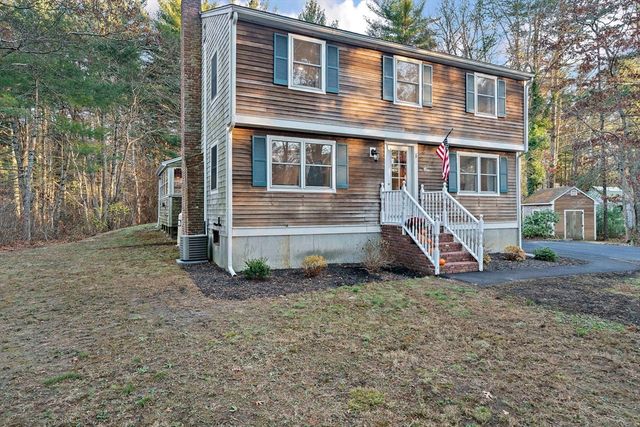 15 Cross Street, Plympton, MA 02367