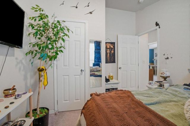 2053 E Bayshore Road, Redwood City, CA 94063