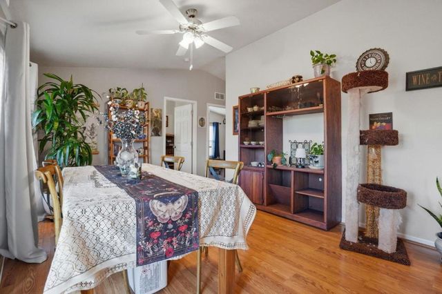 2053 E Bayshore Road, Redwood City, CA 94063