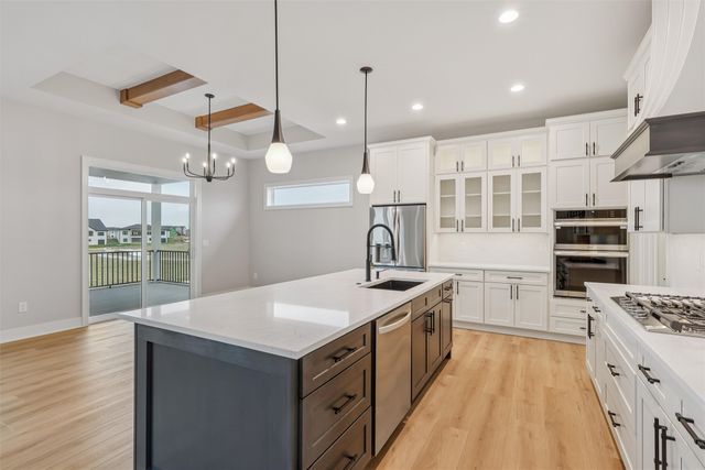 17418 North Valley Drive, Urbandale, IA 50323