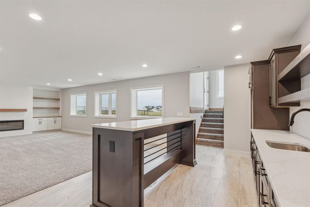 17418 North Valley Drive, Urbandale, IA 50323