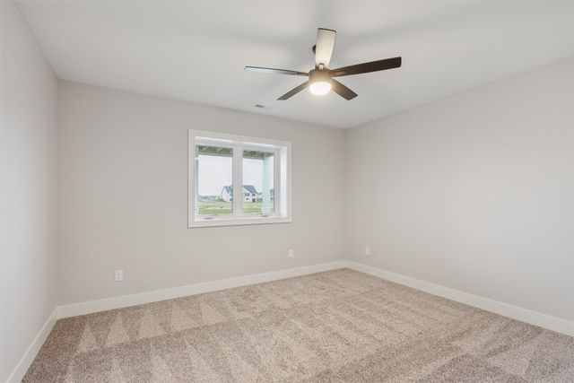 17418 North Valley Drive, Urbandale, IA 50323