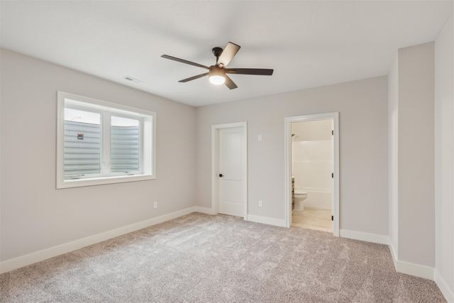 17418 North Valley Drive, Urbandale, IA 50323