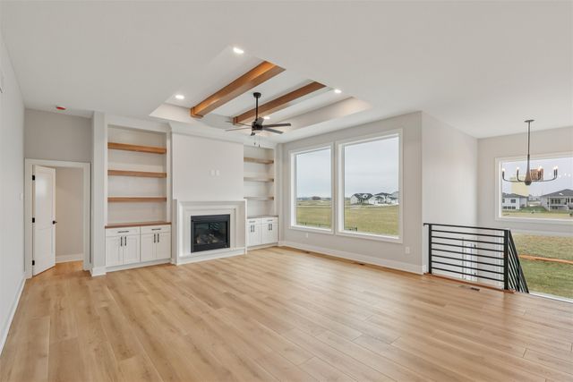 17418 North Valley Drive, Urbandale, IA 50323