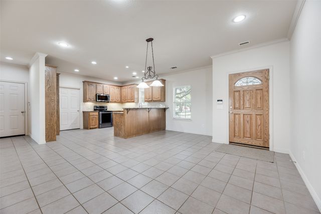 1255 Vineyard Road, Gunter, TX 75058