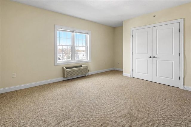 225 West Squantum 303, Quincy, MA 02169