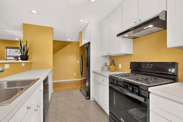 2180 W Alameda Street 14, Santa Fe, NM 87507