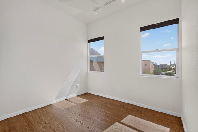 2180 W Alameda Street 14, Santa Fe, NM 87507