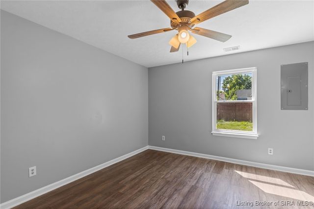 1410 Ekin Avenue, New Albany, IN 47150