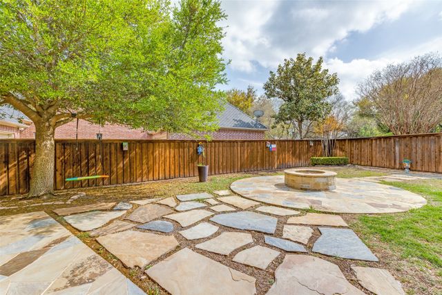 5 Pamela Court, Mansfield, TX 76063