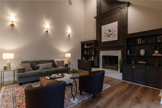 8955 Stoneybrook Drive, Broadview Heights, OH 44147