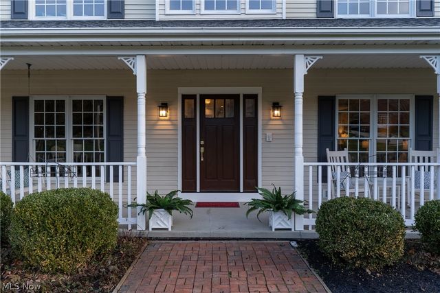 8955 Stoneybrook Drive, Broadview Heights, OH 44147