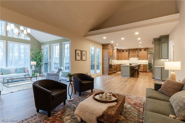 8955 Stoneybrook Drive, Broadview Heights, OH 44147